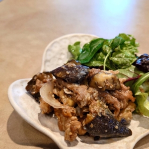 豚肉と野菜の糀梅肉ソテー